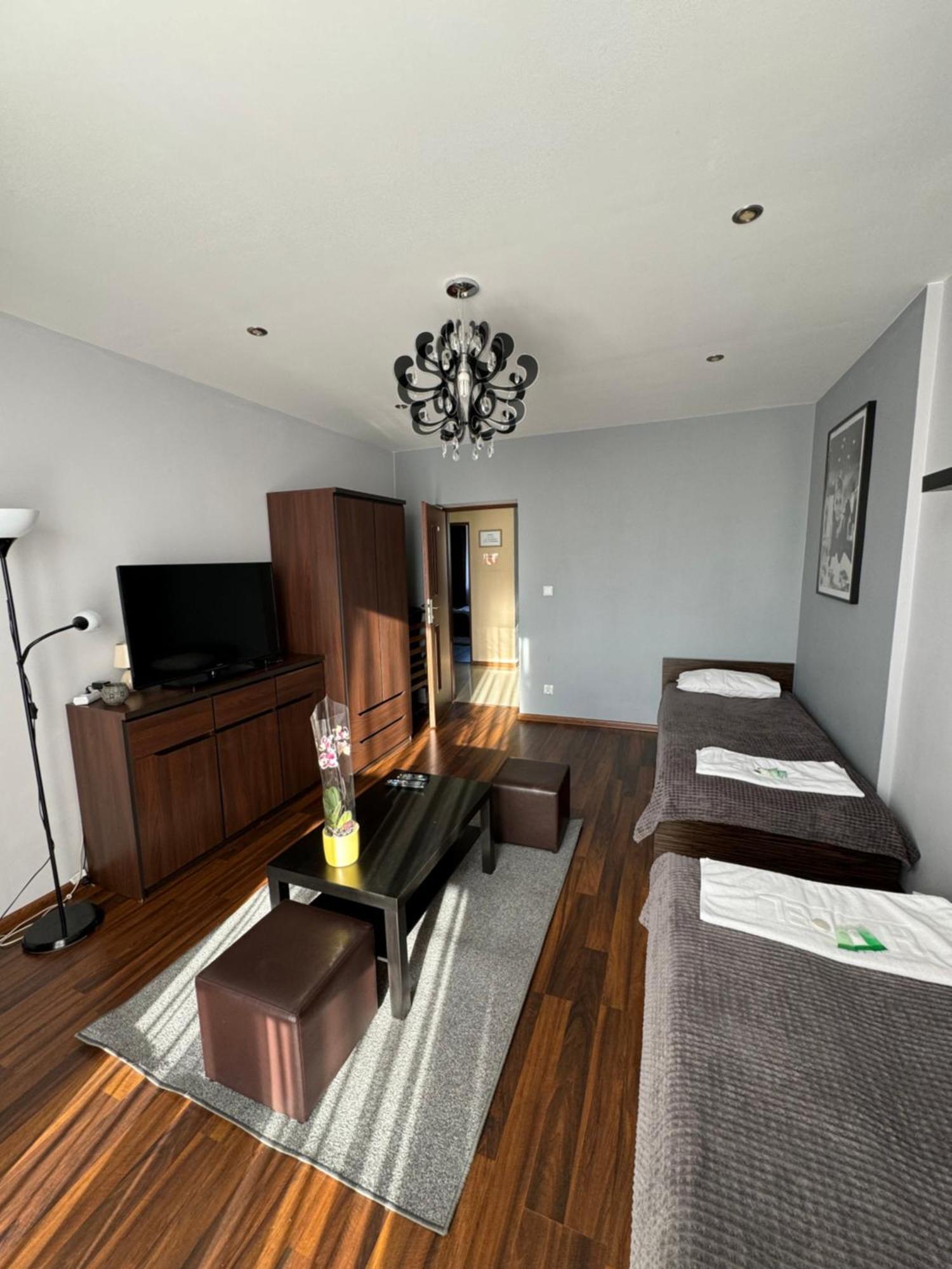 Apartament Sandra Kielce Kültér fotó